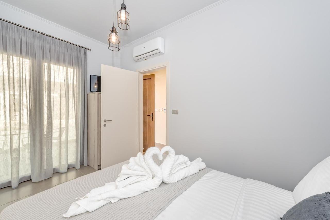 Seaview Apartment Sunrise Near To Falassarna Beach 콜림바리 외부 사진